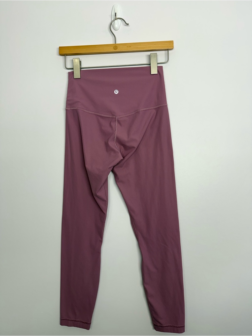 Lululemon Align Ribbed High-Rise Pant 25" Velvet Dust Size 6 Pink - Picture 3 of 5
